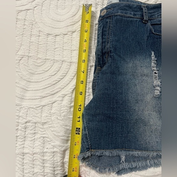 Trendy Collection - Picture 2 of 6